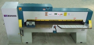 Гильотина для шпона LTT MDQ260
