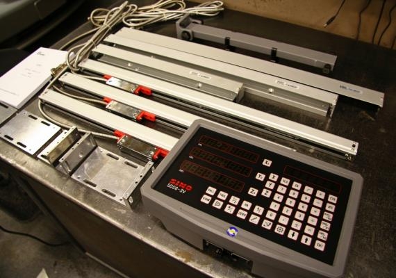 Устройство цифровой индикации SDS6-3V на 3 оси