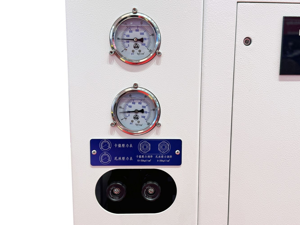 Токарный станок TK40B/700 с наклонной станиной с ЧПУ Fanuc 0i-TF(5)