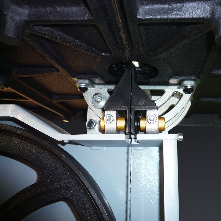 Ленточнопильный станок jib mbs 350  высота распиловки  230 мм мощность двигателя 1,1 квт
