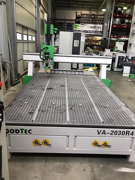 Фрезерно-гравировальный станок с чпу WoodTec VA 2030 4-axis