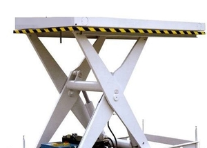 Подъёмник гидравлический 1,5 т Ltt MF 7113B