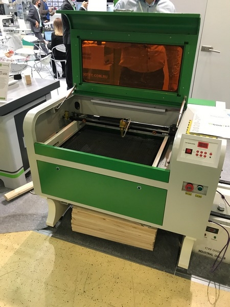 Лазерно-гравировальный станок с чпу WoodTec WL 6040 M2 80W ECO