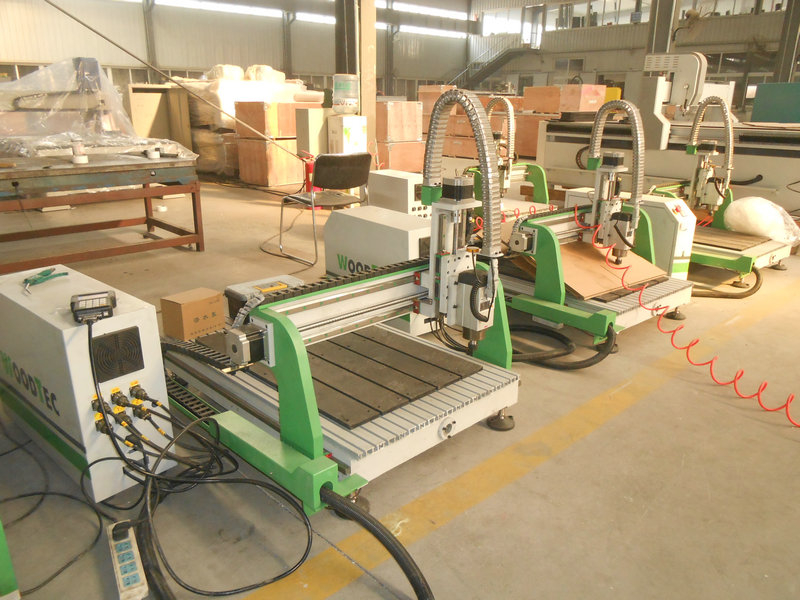 Фрезерно-гравировальный станок с чпу WoodTec MH 6090