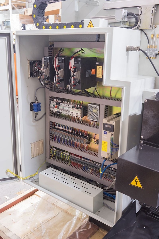 Инструментальный фрезерный станок Stalex WFM 750 Servo