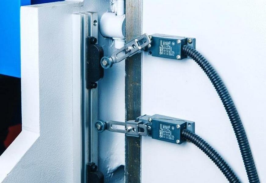 MetalTec HBM 30/1600 (E22) — листогибочный гидравлический пресс metМК 321163