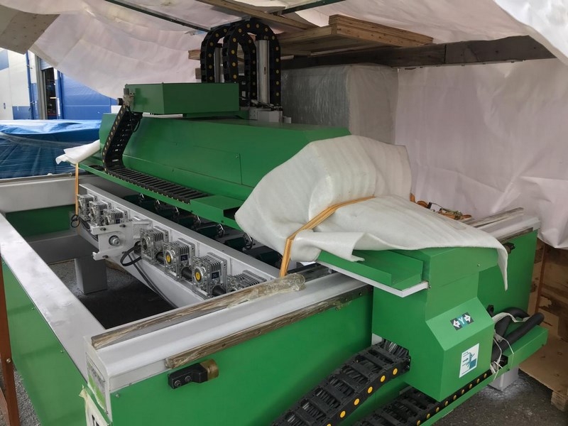 Фрезерно-гравировальный станок с чпу WoodTec T-2512x8 Б/У