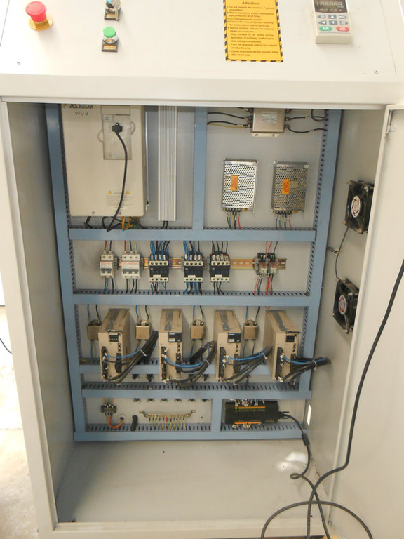 Фрезерно-гравировальный станок с чпу WoodTec HA 1325