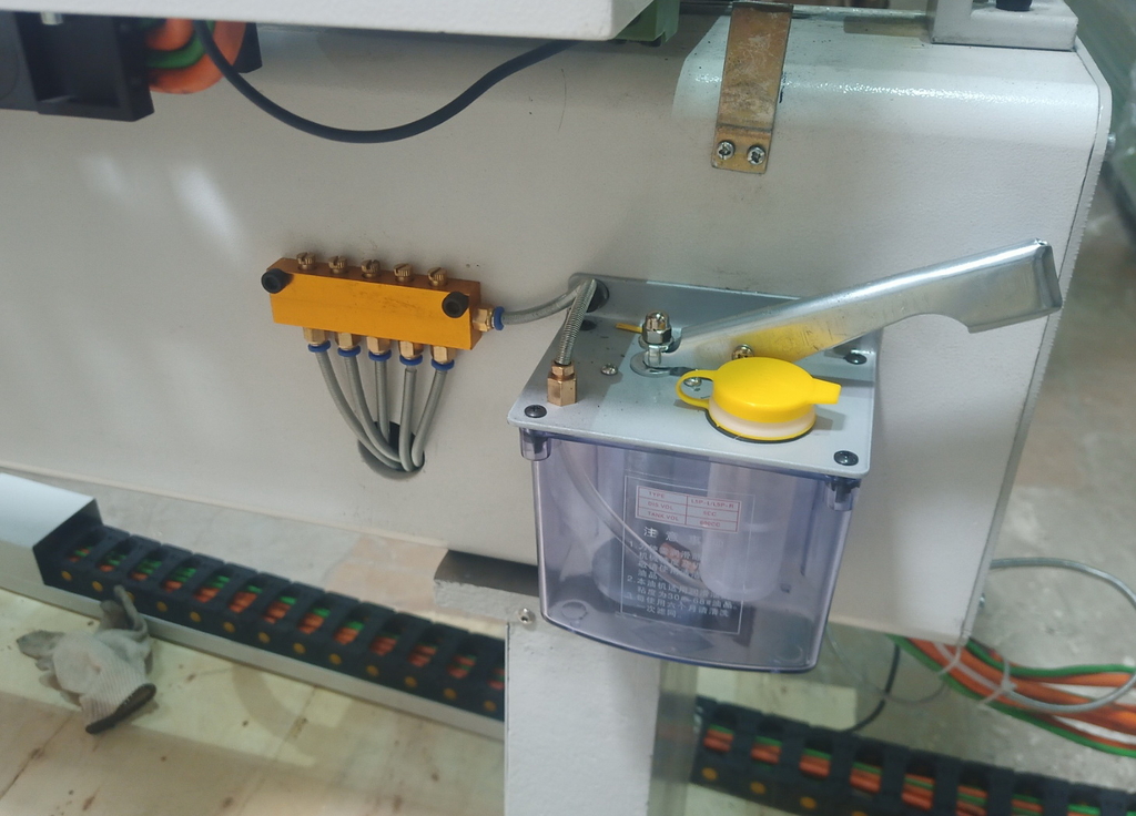 Фрезерный станок с чпу LTT 1325A