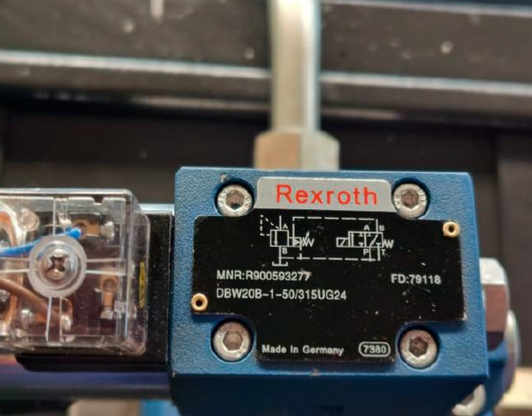MetalTec HBM 30/1600 (E22) — листогибочный гидравлический пресс metМК 321163