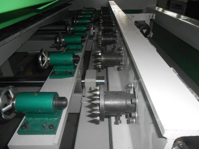 Фрезерно-гравировальный станок с чпу WoodTec T-2512x8