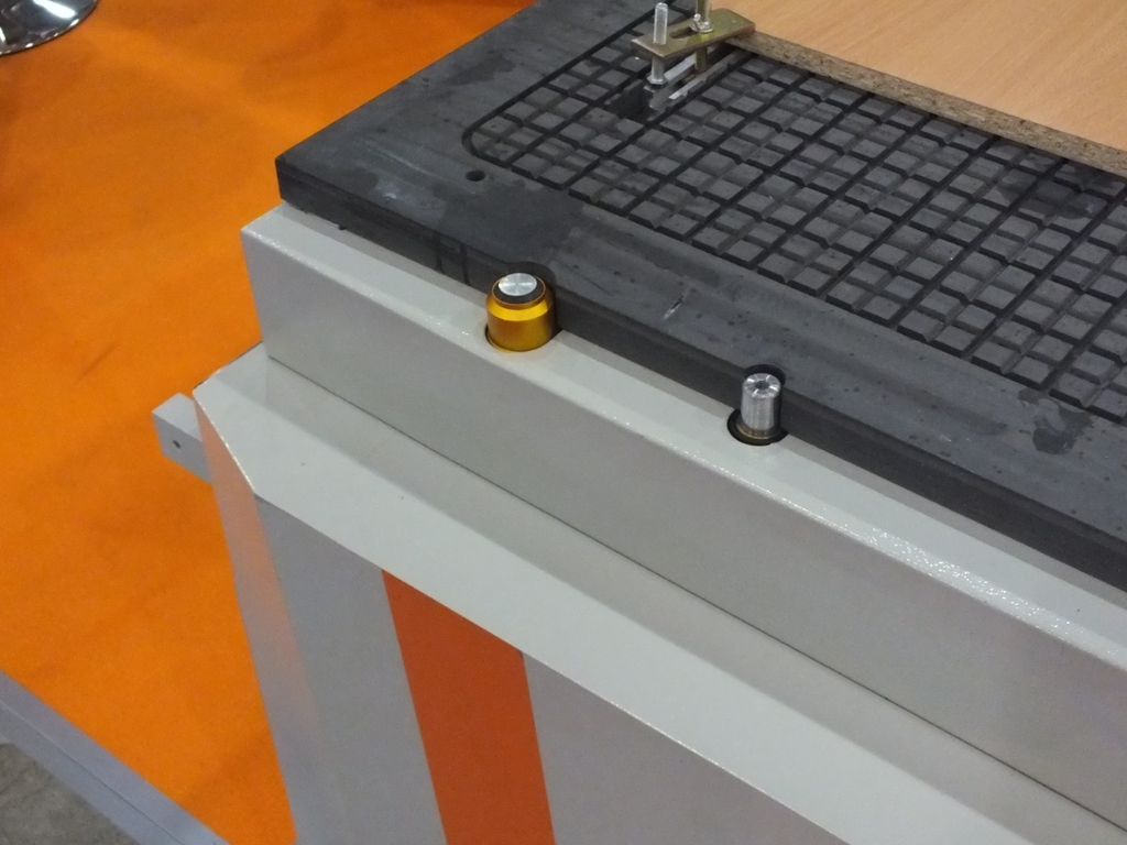 Фрезерный станок чпу LTT-2130ZW