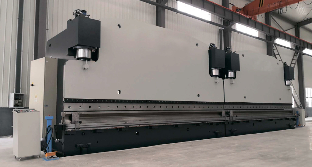 Листогибочный гидравлический пресс с ЧПУ MetalTec HBC 400/4000