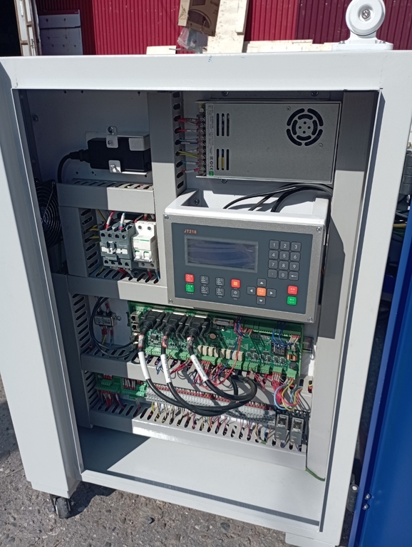 Оптоволоконный лазерный станок для резки металла Ltt 3015B (1000)