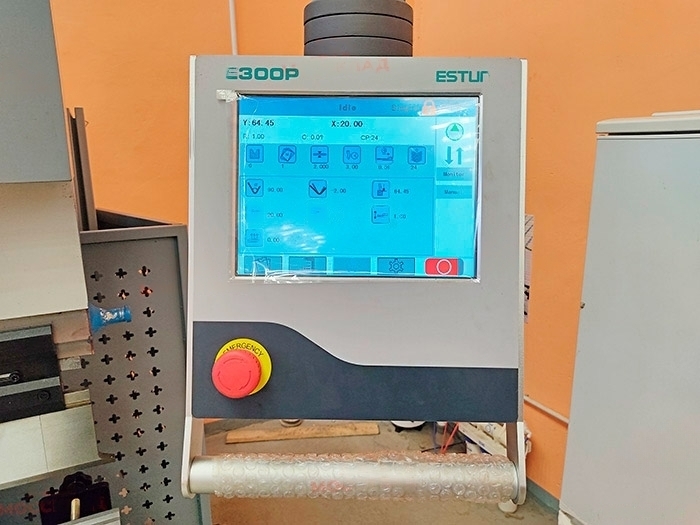 Гидравлический гибочный пресс PBH63/2500 с ЧПУ E22