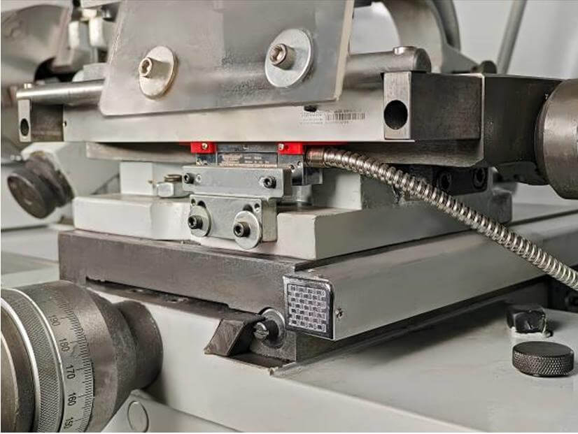Токарно-Винторезный Станок Metal Master Z40100H DRO RFS